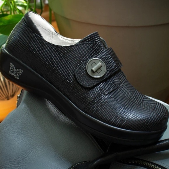 Alegria Joleen Plaidly Professional Shoe - Picture 9 of 9